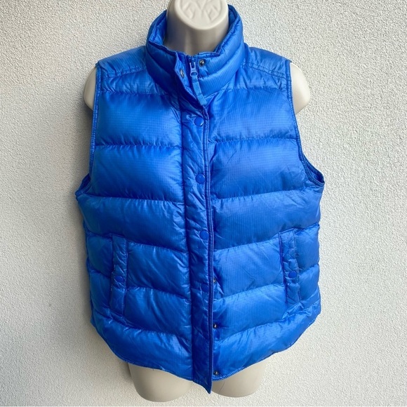 J. Crew Shiny Puffer Down Vest Medium - Picture 9 of 9
